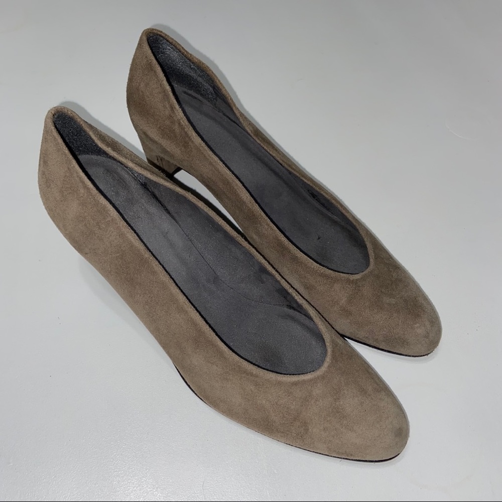 Stuart Weitzman Taupe Suede Heel